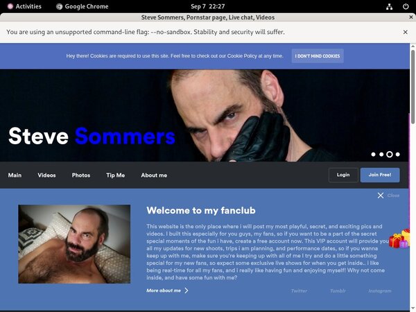 Steve Sommers With Iphone